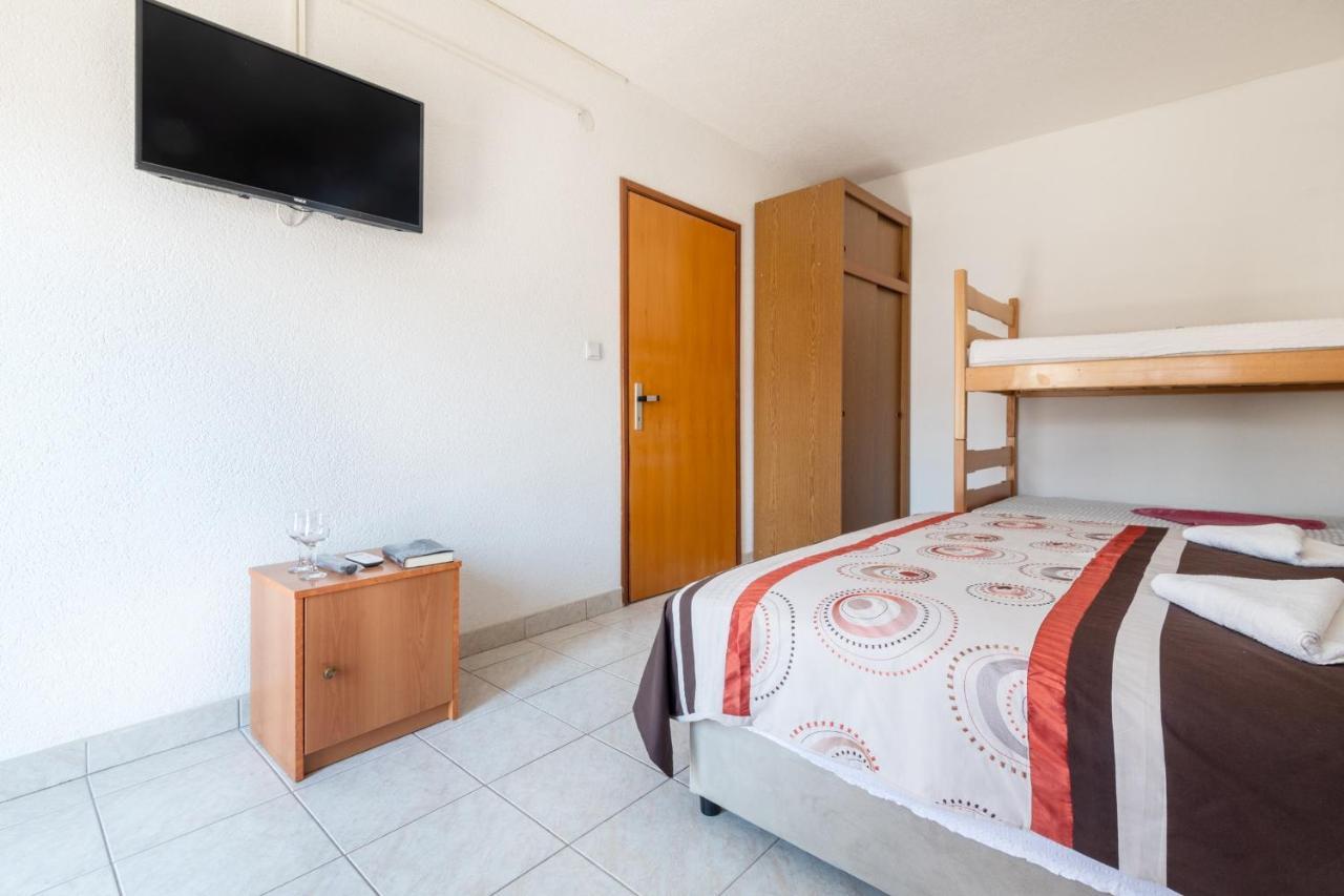 Apartments Mira Neum Εξωτερικό φωτογραφία
