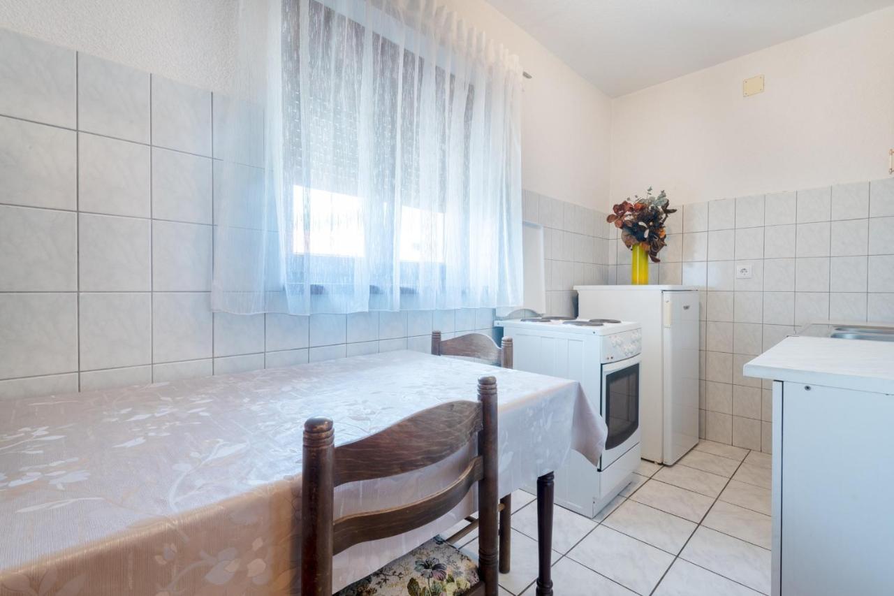 Apartments Mira Neum Εξωτερικό φωτογραφία