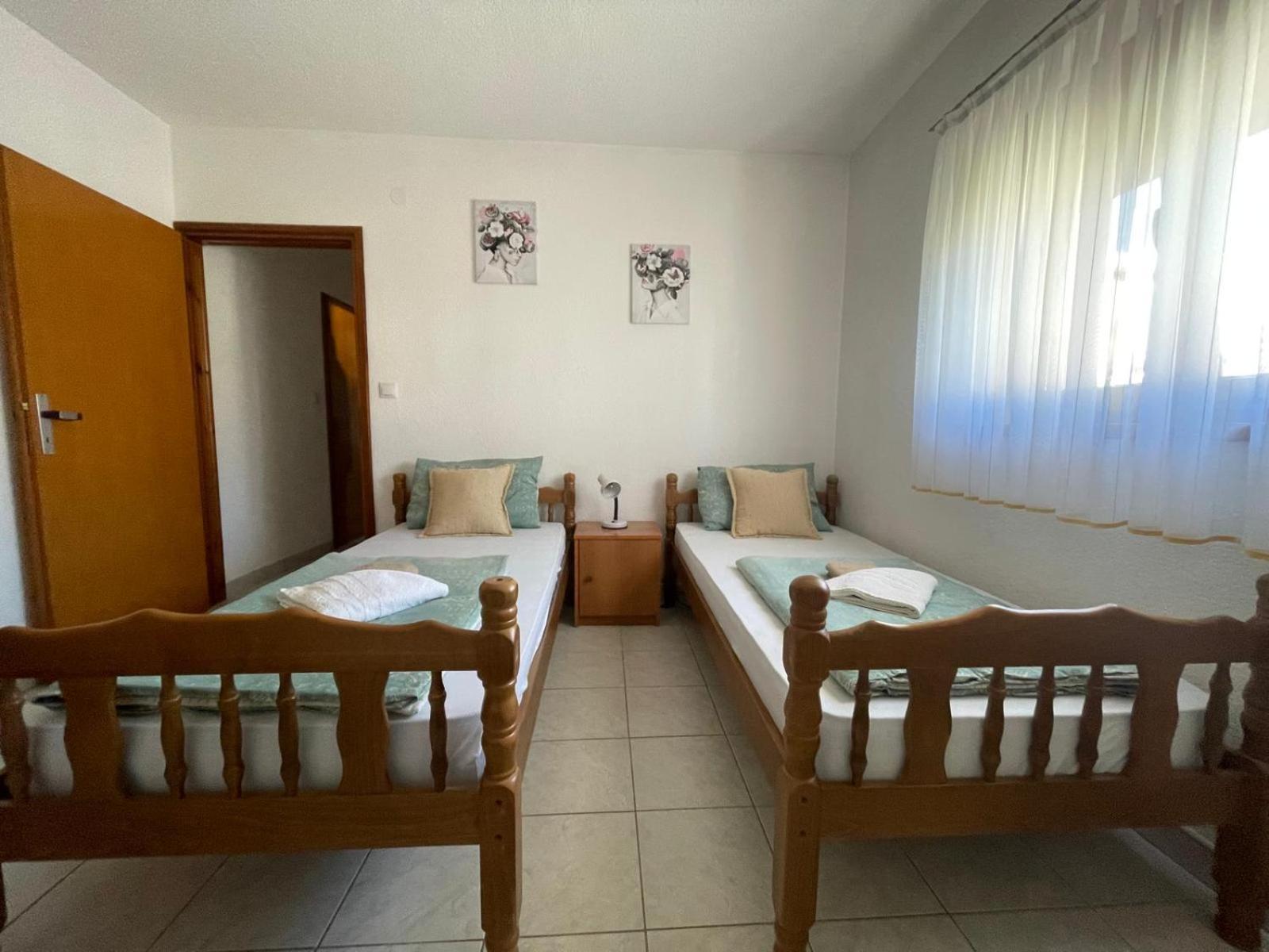Apartments Mira Neum Εξωτερικό φωτογραφία